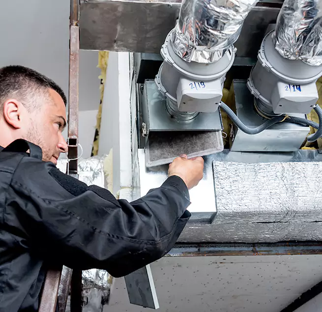 Why Homeowners & Businesses Trust Us in Bloomington, IL?